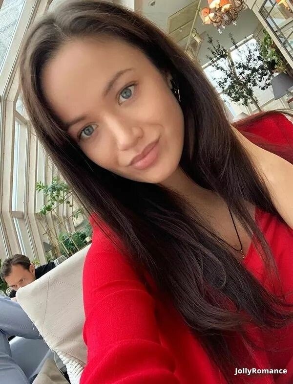 Natalia, 28